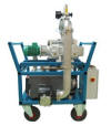 Mobile helium leak detector with automatic very high pumping capacity