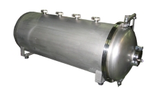 Horizontal vacuum chamber. Click for bigger picture.