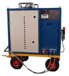 Mobile vacuum degassing plant for removal of air and water in oil.
