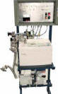Halvautomatisk utrustning för täthetsprovning och läcksökning av AC komponenter med heliumläcksökare ASM142.